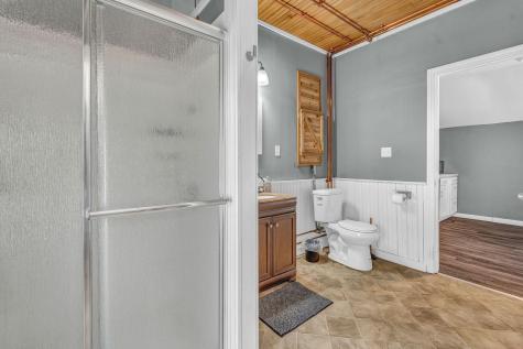 76 Lee Road Lincoln ME 04457