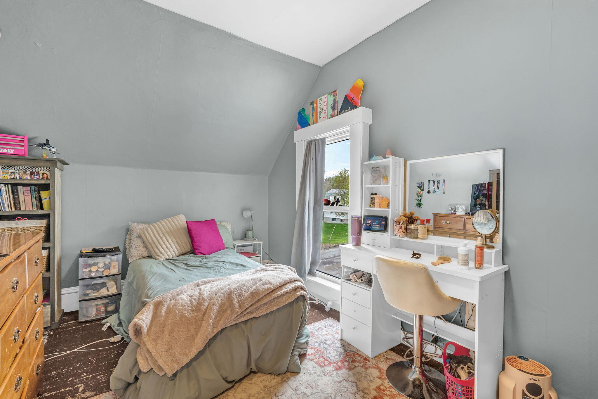 76 Lee Road Lincoln ME 04457