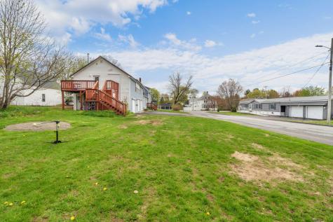 76 Lee Road Lincoln ME 04457