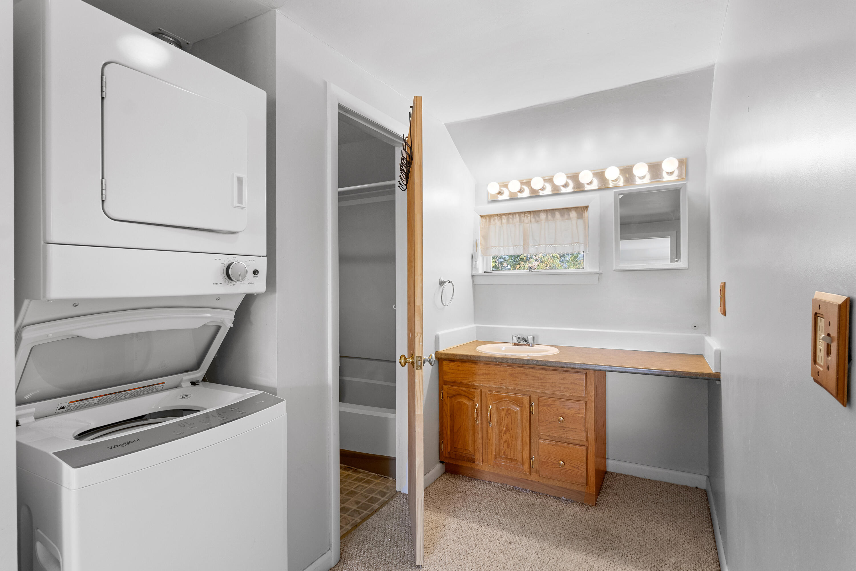 26 Crescent Street Rockland ME 04841