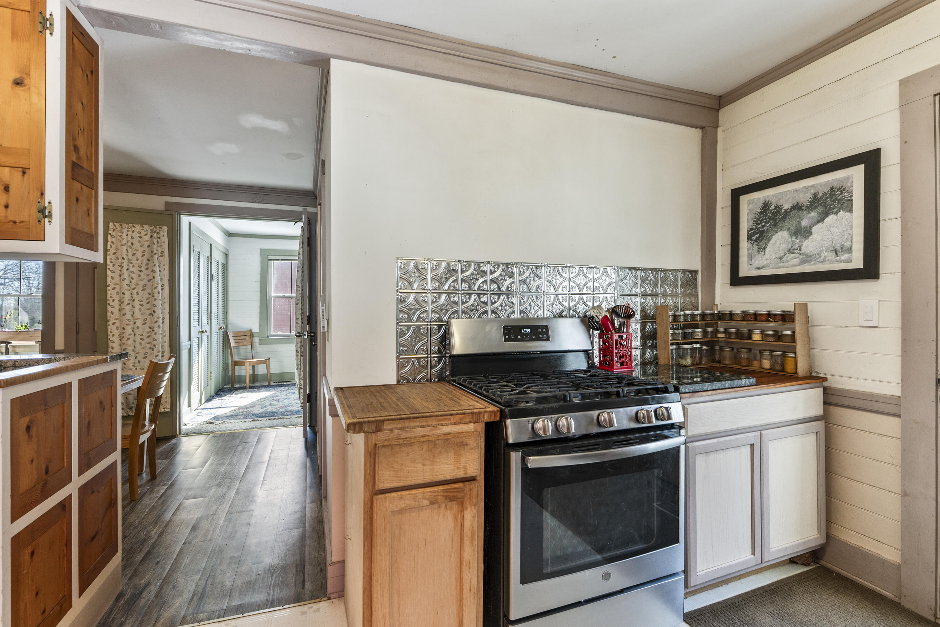 38 Main Street Topsham ME 04086