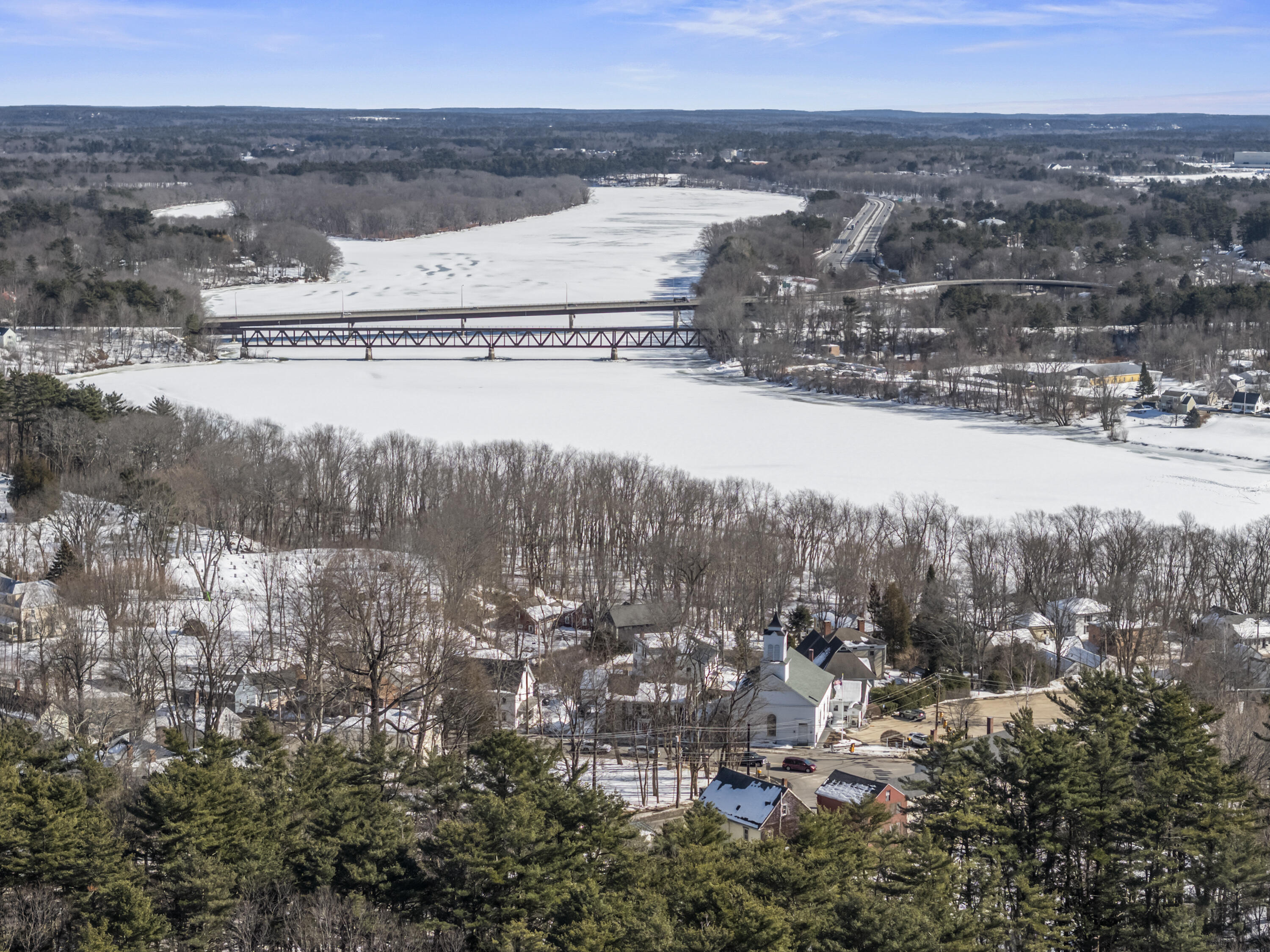 38 Main Street Topsham ME 04086