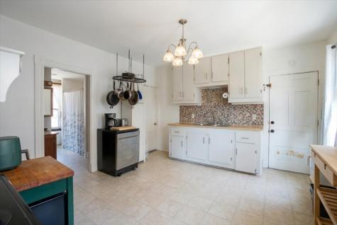 115 Winter Street Auburn ME 04210