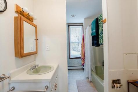 115 Winter Street Auburn ME 04210