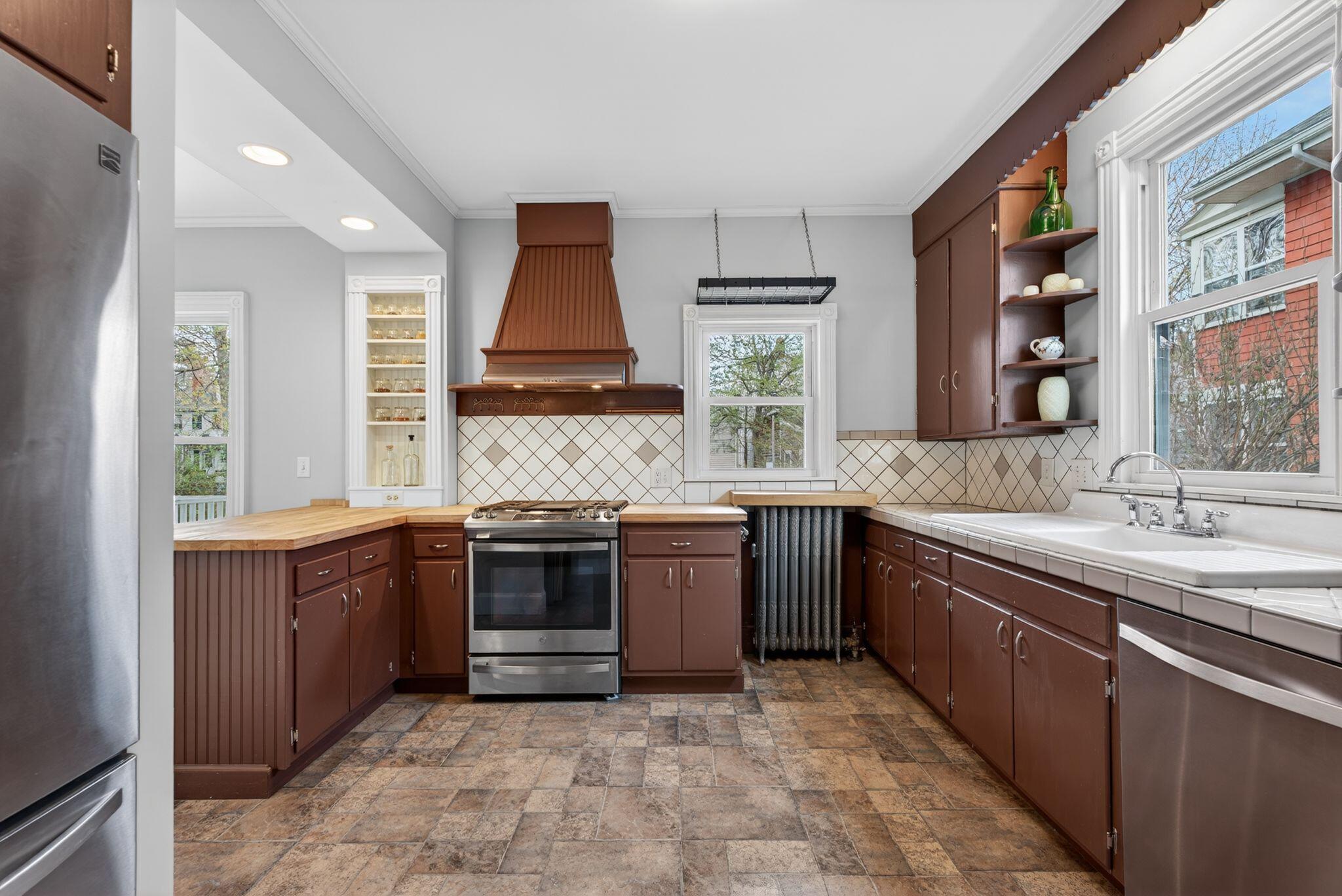 106 Dartmouth Street Portland ME 04103