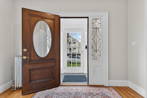 106 Dartmouth Street Portland ME 04103