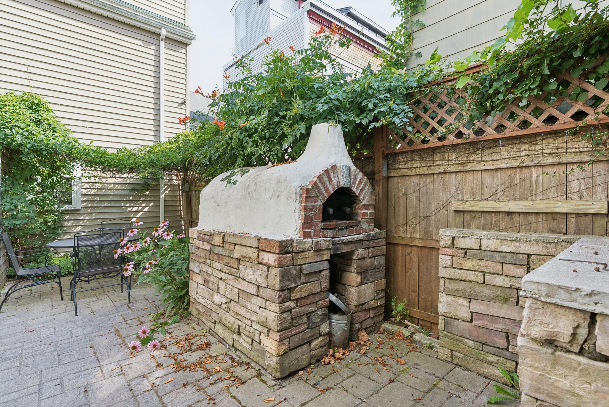 20 Tate Street Portland ME 04102