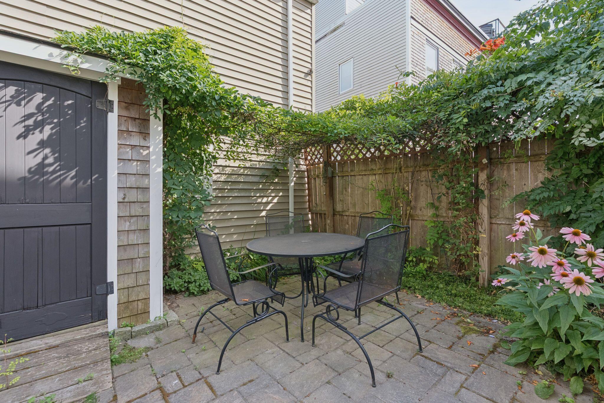 20 Tate Street Portland ME 04102