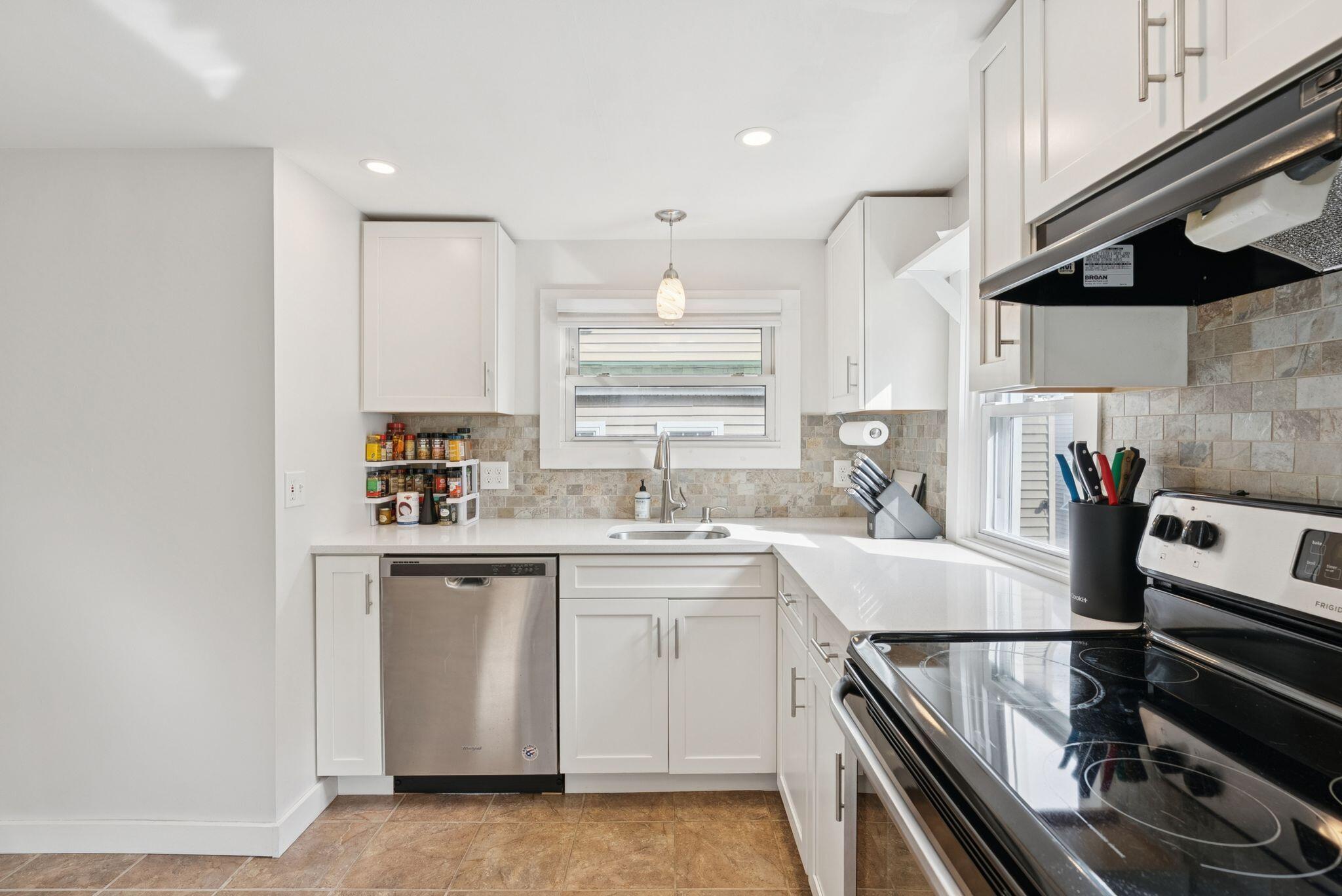 20 Tate Street Portland ME 04102