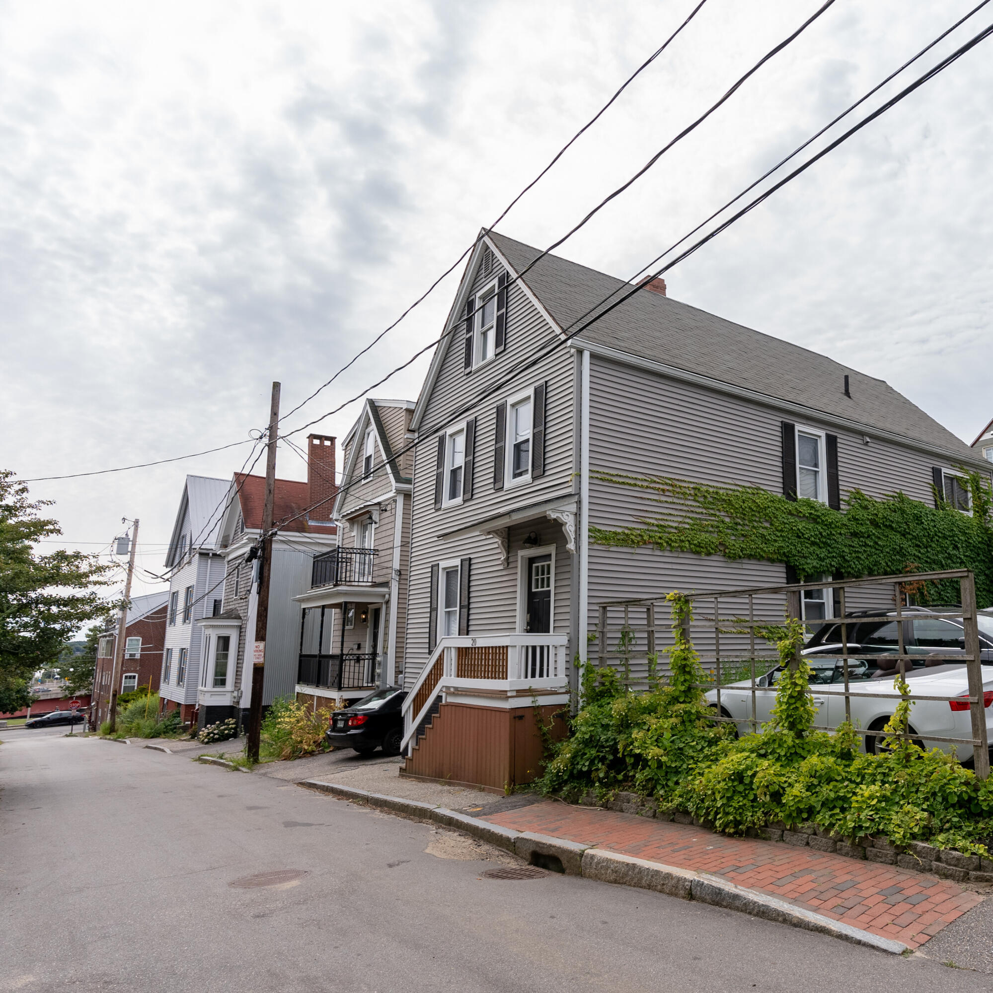 20 Tate Street Portland ME 04102