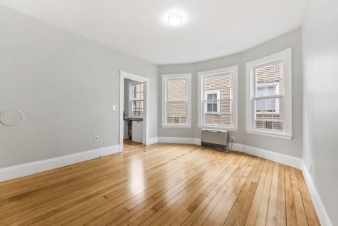 53 Nichols Street Lewiston ME 04240