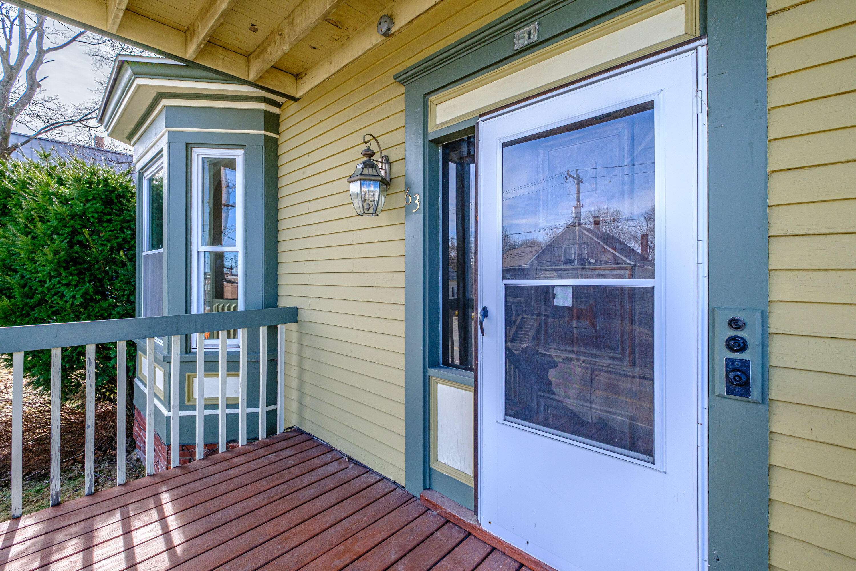 63 3rd Street Auburn ME 04210