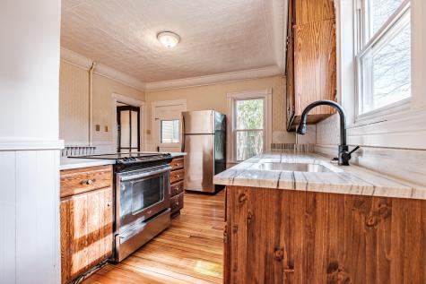 63 3rd Street Auburn ME 04210