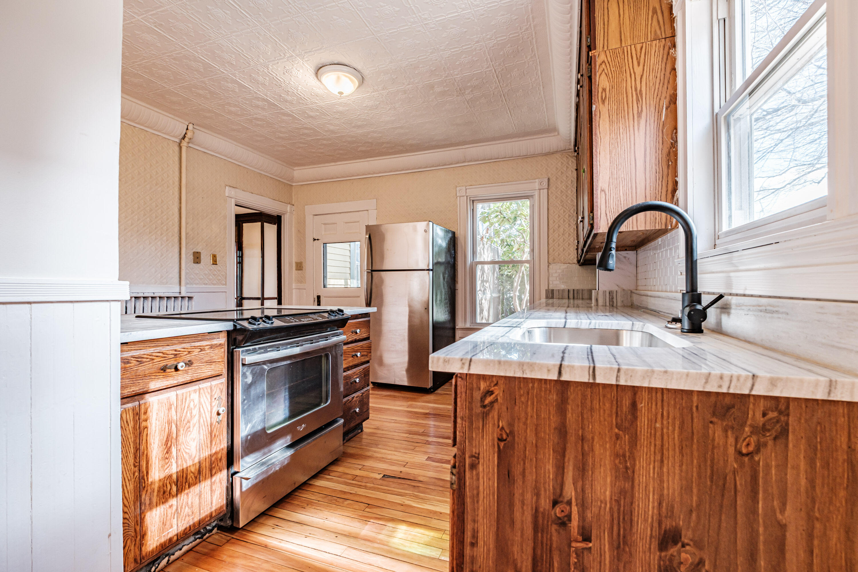 63 3rd Street Auburn ME 04210