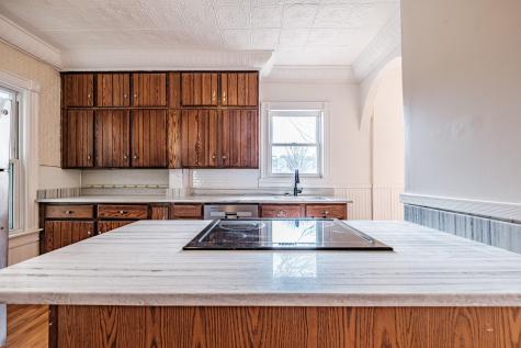 63 3rd Street Auburn ME 04210