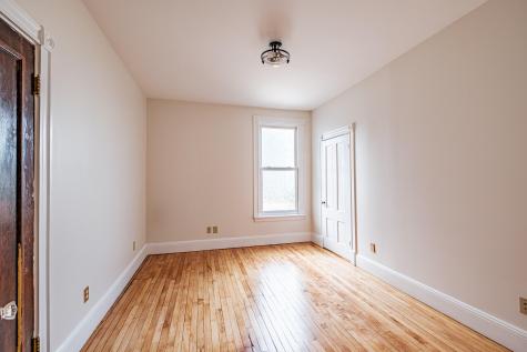 63 3rd Street Auburn ME 04210