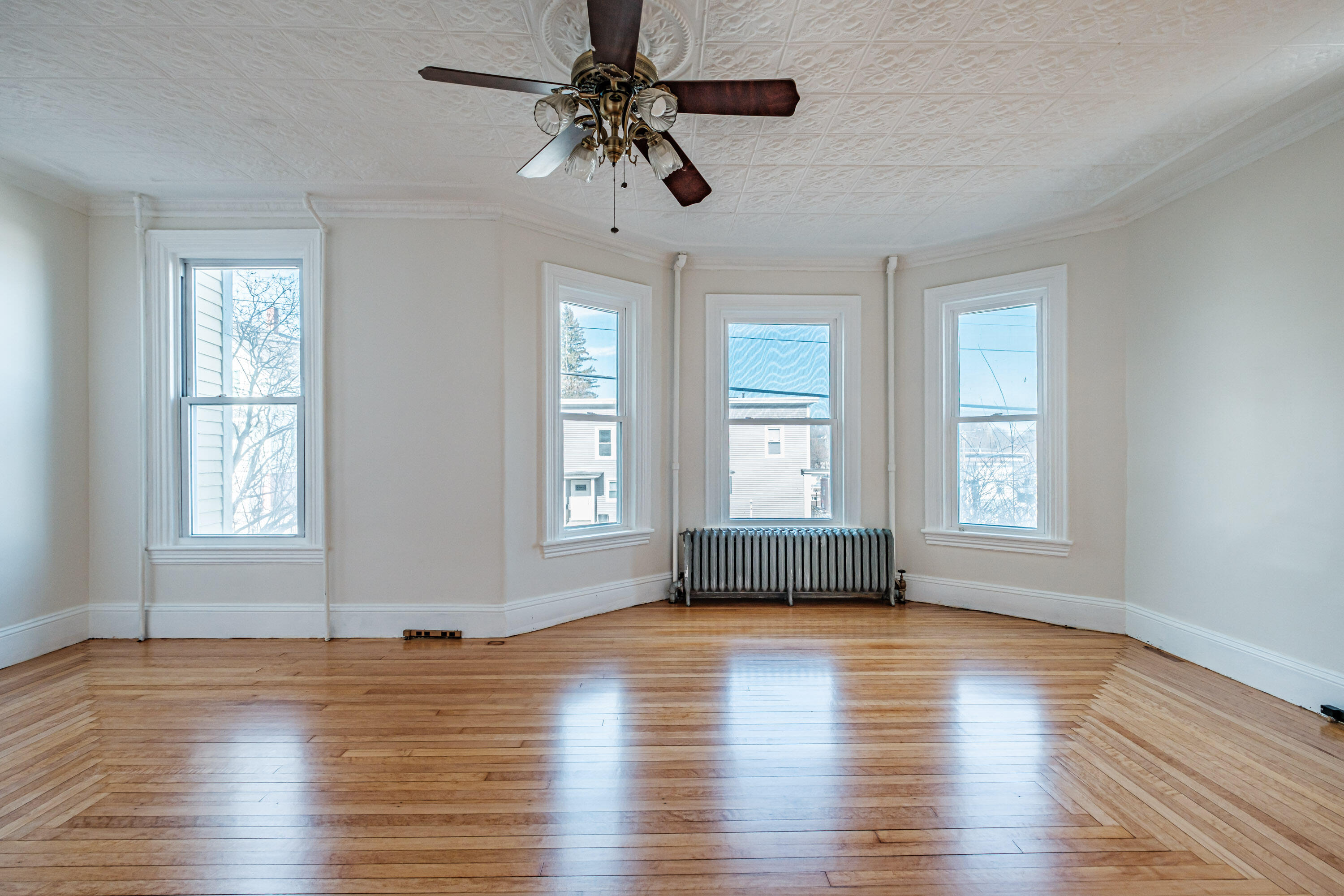 63 3rd Street Auburn ME 04210