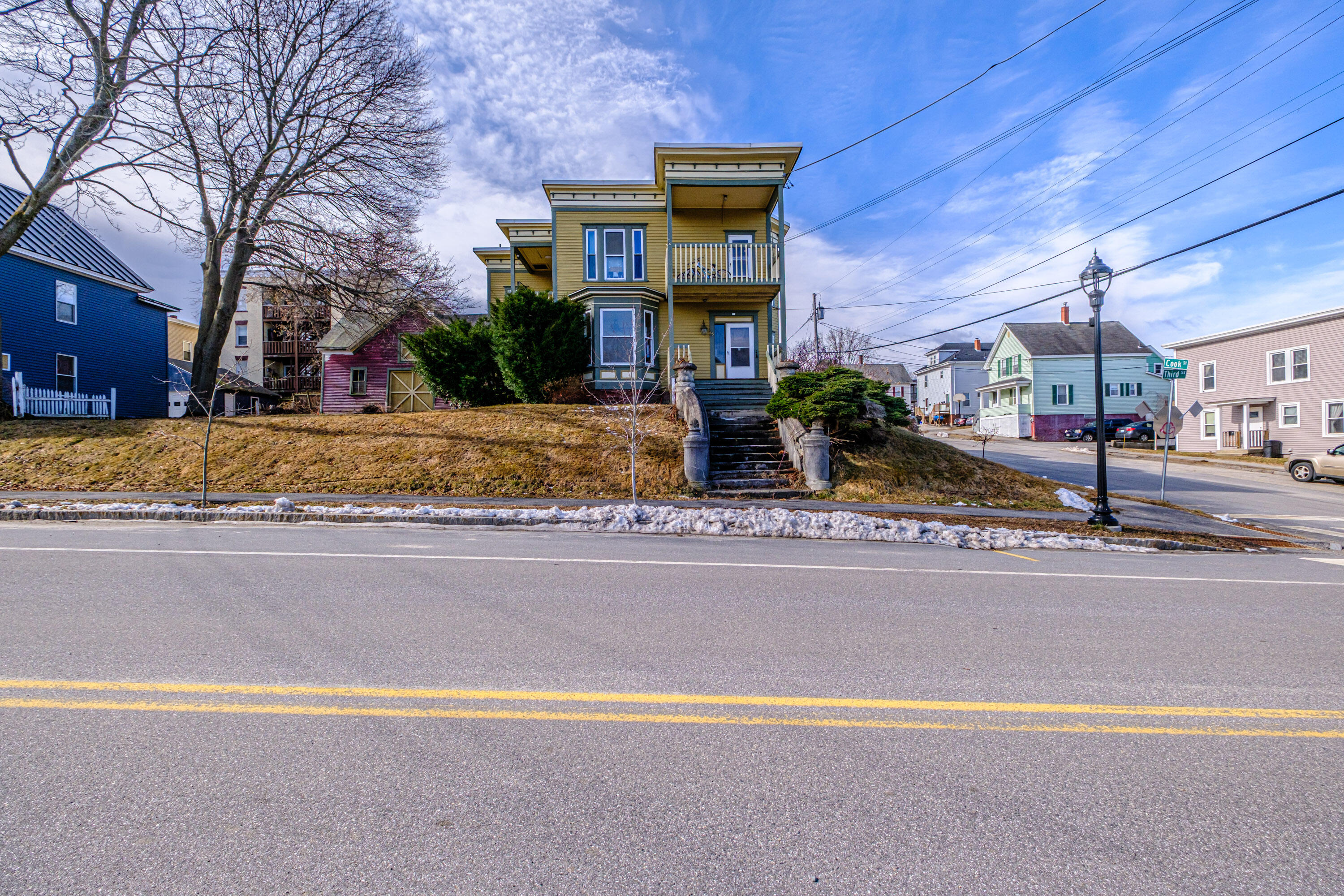 63 3rd Street Auburn ME 04210