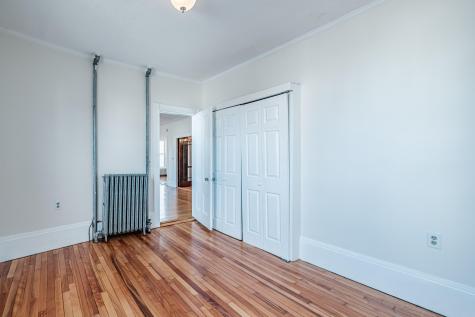 63 3rd Street Auburn ME 04210