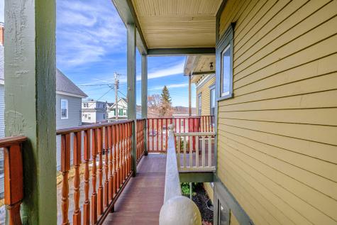 63 3rd Street Auburn ME 04210