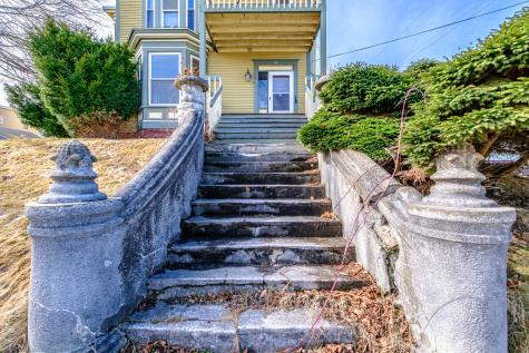 63 3rd Street Auburn ME 04210