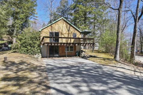39 Sebago Road Raymond ME 04071