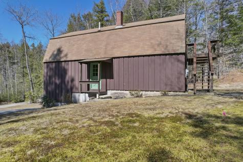 39 Sebago Road Raymond ME 04071