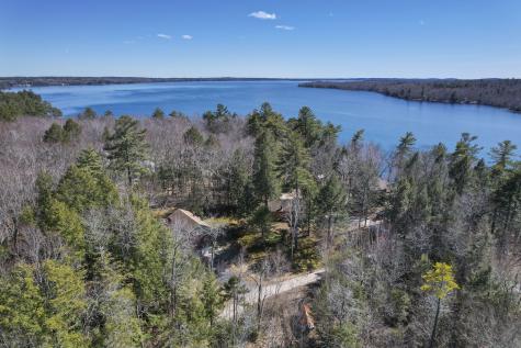 39 Sebago Road Raymond ME 04071