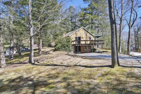39 Sebago Road Raymond ME 04071
