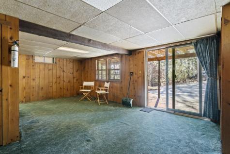 39 Sebago Road Raymond ME 04071