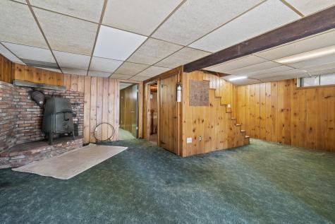 39 Sebago Road Raymond ME 04071