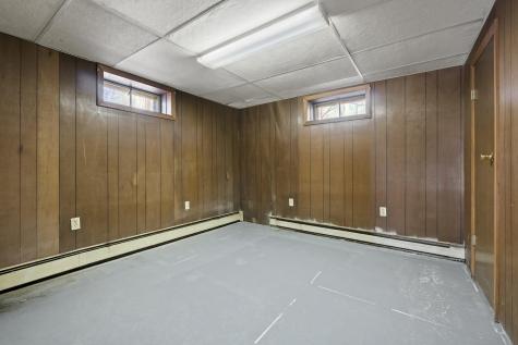 39 Sebago Road Raymond ME 04071