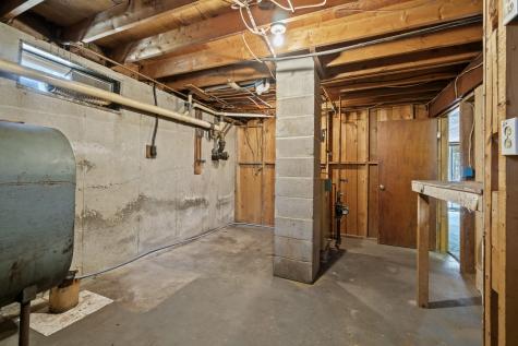 39 Sebago Road Raymond ME 04071