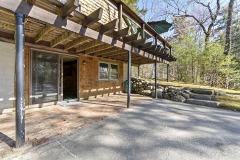 39 Sebago Road Raymond ME 04071