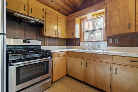 39 Sebago Road Raymond ME 04071