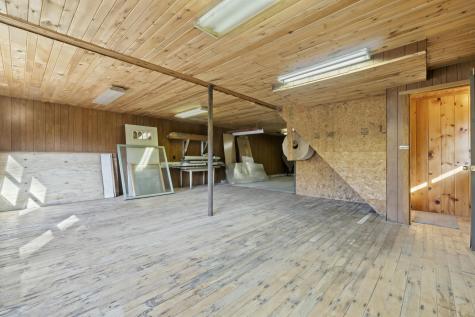 39 Sebago Road Raymond ME 04071