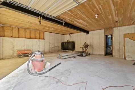 39 Sebago Road Raymond ME 04071