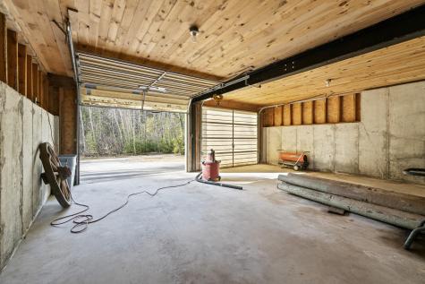 39 Sebago Road Raymond ME 04071