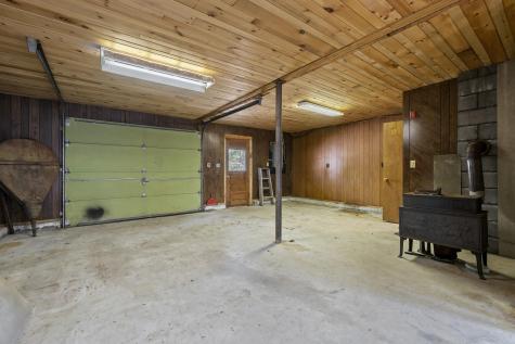 39 Sebago Road Raymond ME 04071