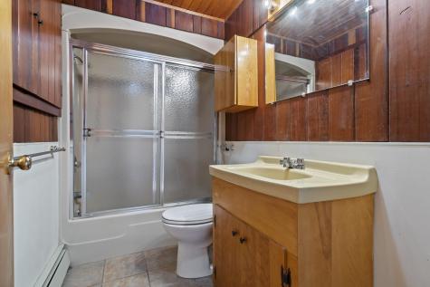 39 Sebago Road Raymond ME 04071