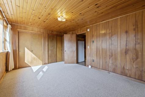 39 Sebago Road Raymond ME 04071