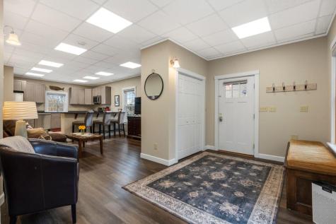 43 Oak Street Boothbay Harbor ME 04538