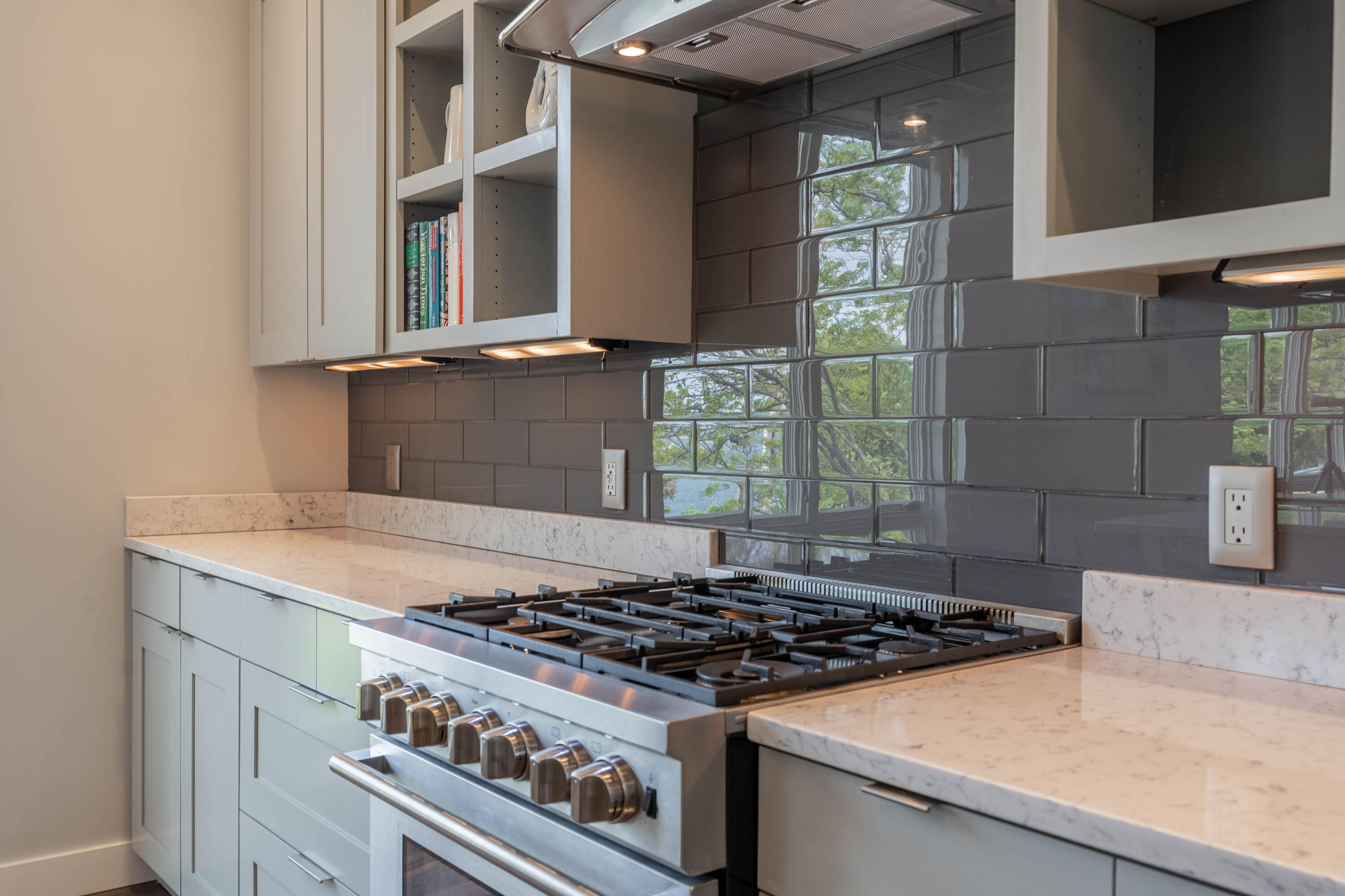 4 St Lawrence Street Portland ME 04101