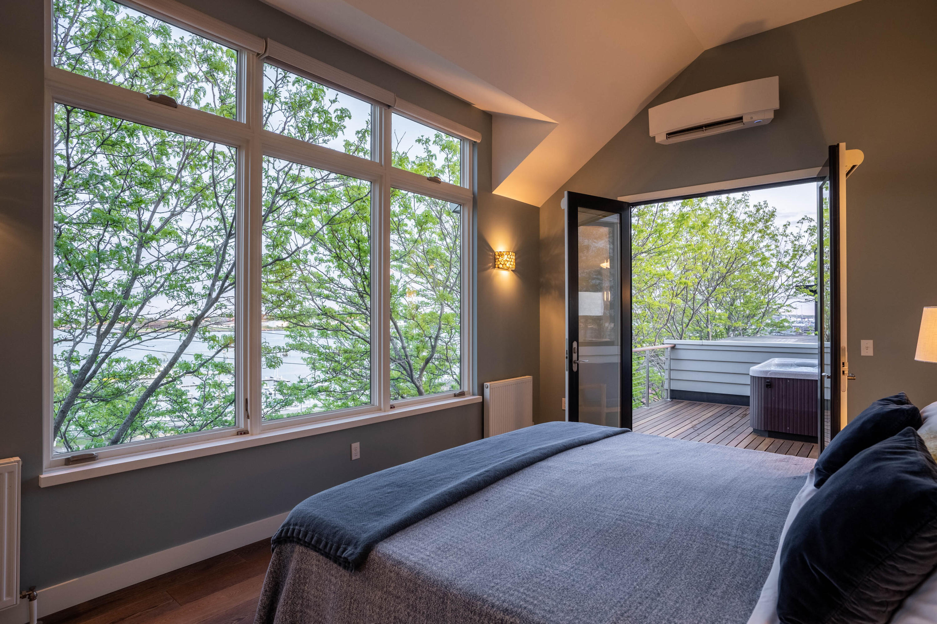 4 St Lawrence Street Portland ME 04101