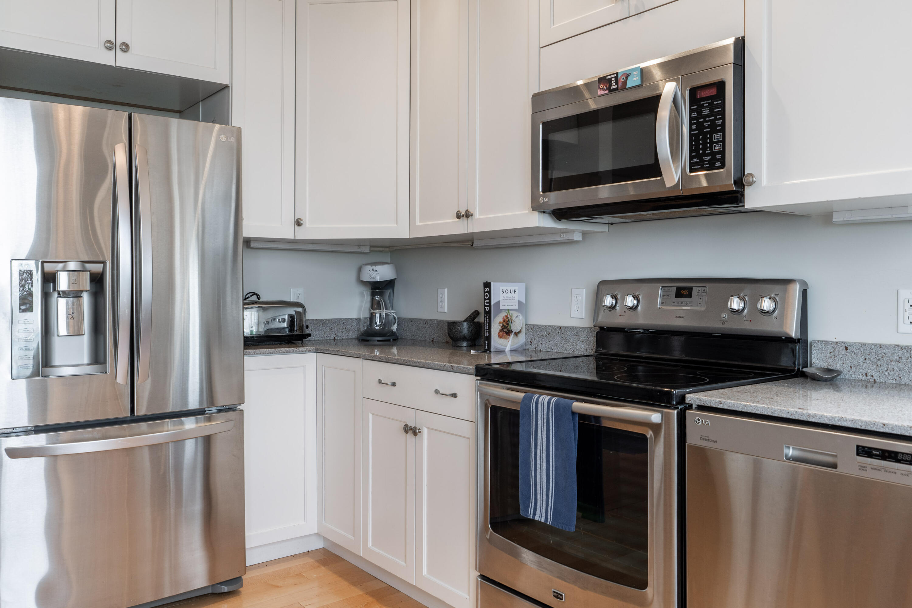 4 St Lawrence Street Portland ME 04101