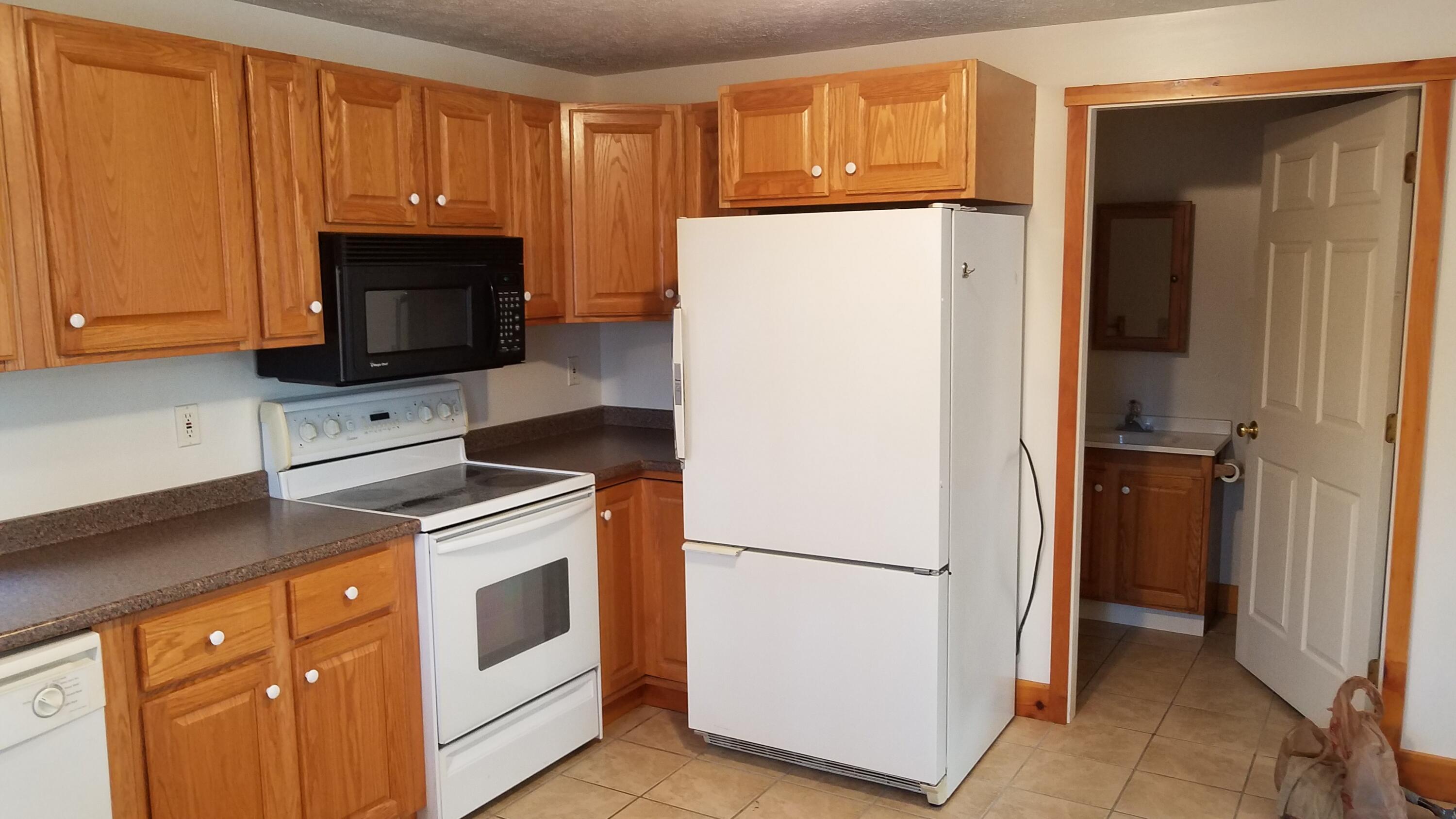 22 Weymouth Road Gray ME 04039