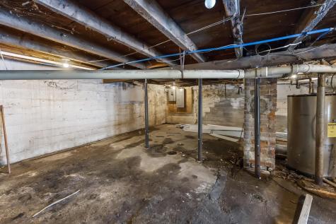 18-20 Blake Street Brewer ME 04412