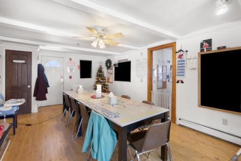 913 Essex Street Bangor ME 04401