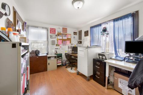 913 Essex Street Bangor ME 04401