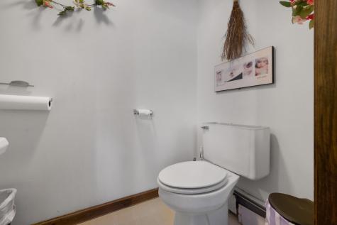 913 Essex Street Bangor ME 04401